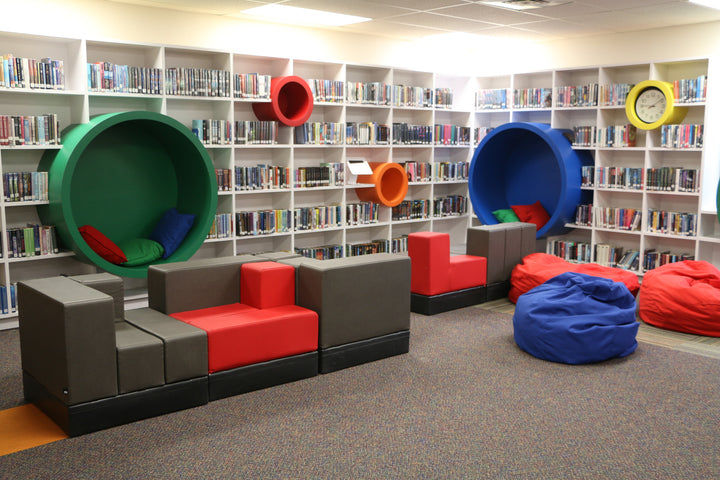 Cellular Modular Furniture by Oi installed in Fort Worth Academy Common Space