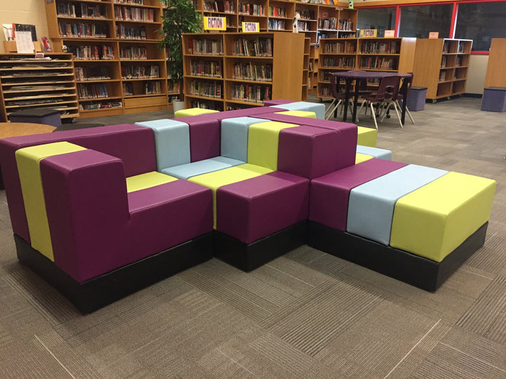 Cellular Modular Furniture by Oi Installed in Henry G. Izatt Middle School Library & Learning Commons